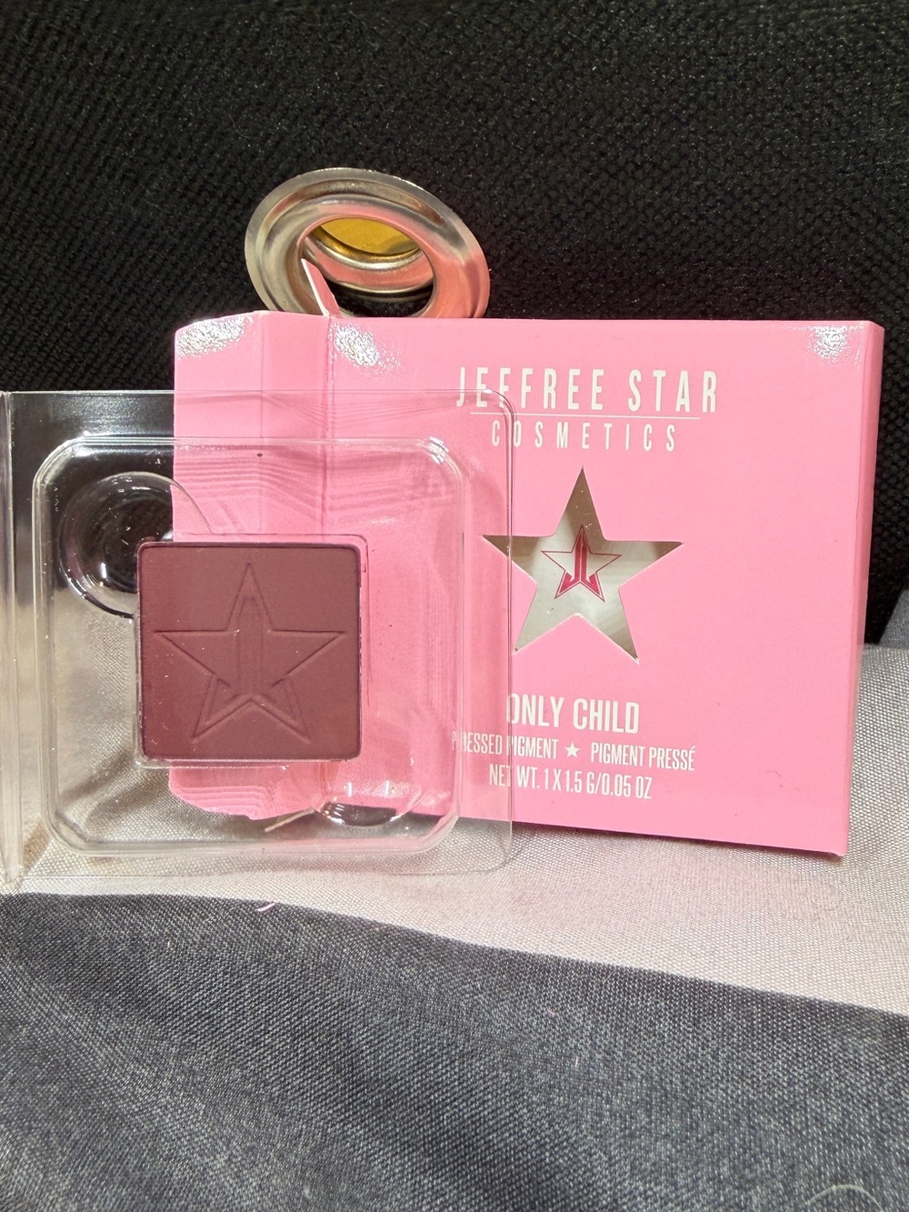 Jeffree Star Single Eyeshadow - Only Child (Pink Packaging)